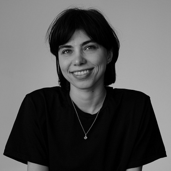 Полина Повтарь