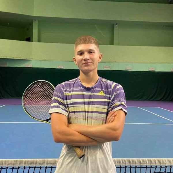 Роман Исламов