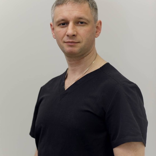 Михаил Валерьевич Толстиков