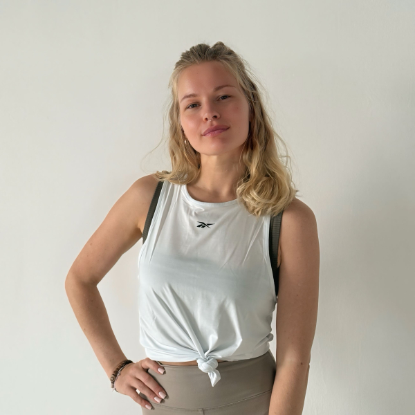 Анна Струкова