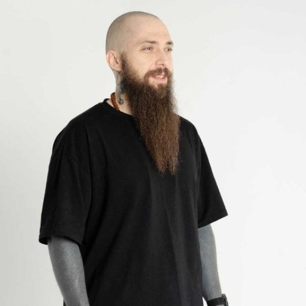 Илья Семенов