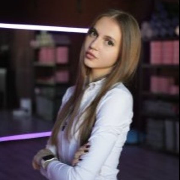 Екатерина Леонова