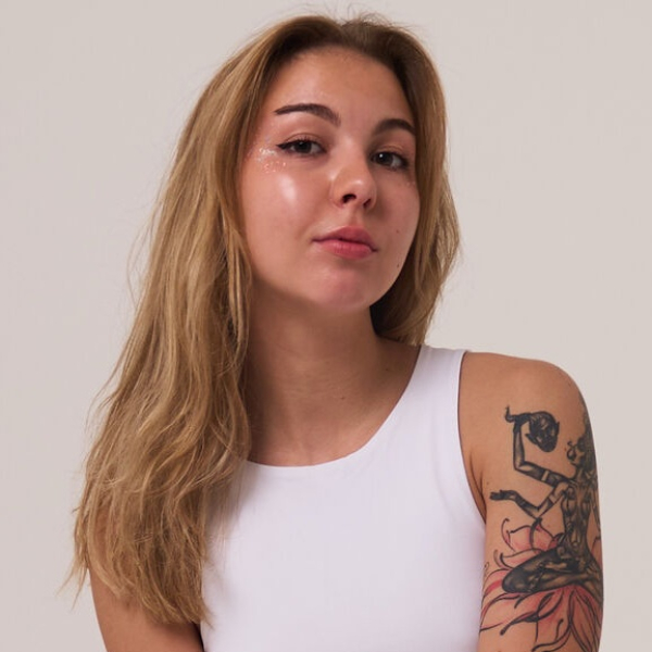 Арина Лисецкая