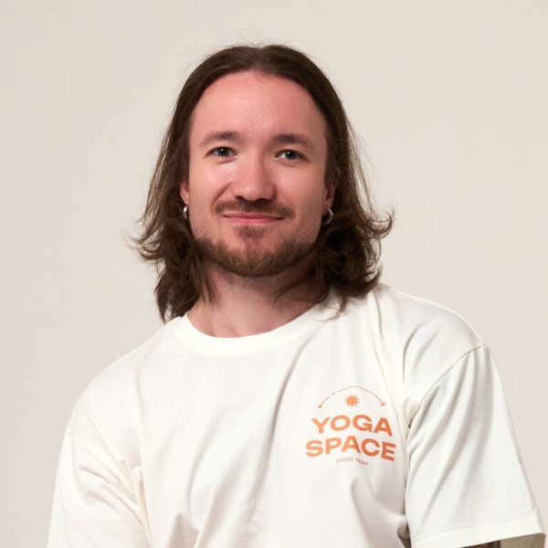 Денис Муравьев