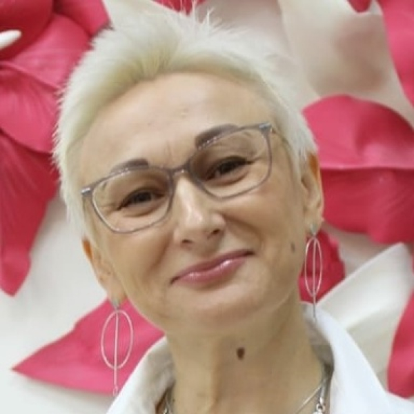 Елена Сафрошкина