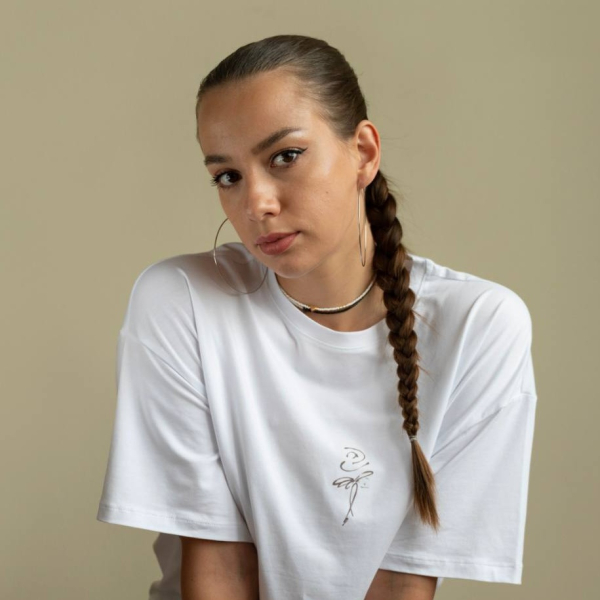 Оля Кобелева