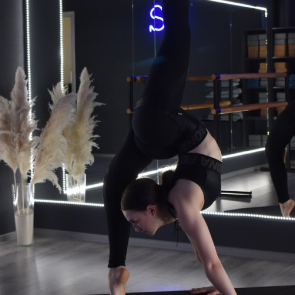 Виктория Власова