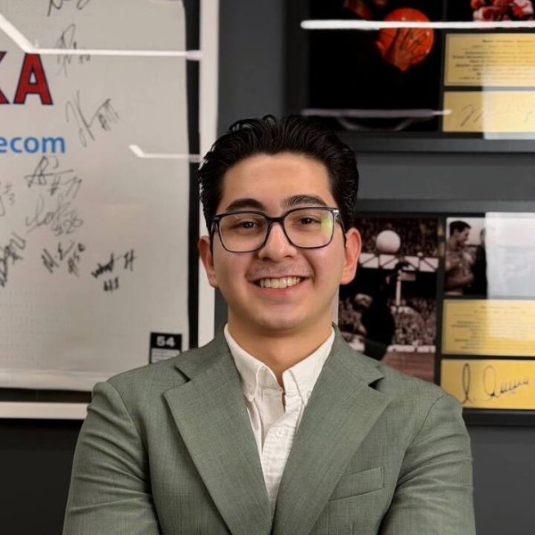 Арсен старший — мастер