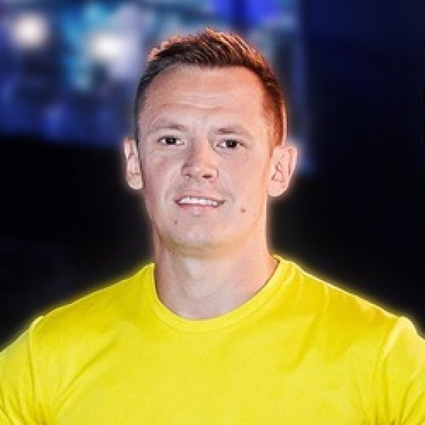 Денис Ананьев