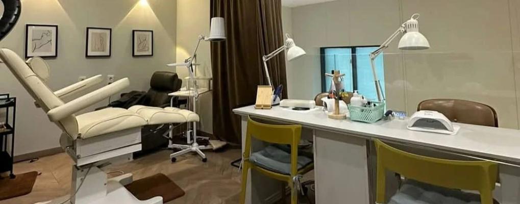 Local beauty studio