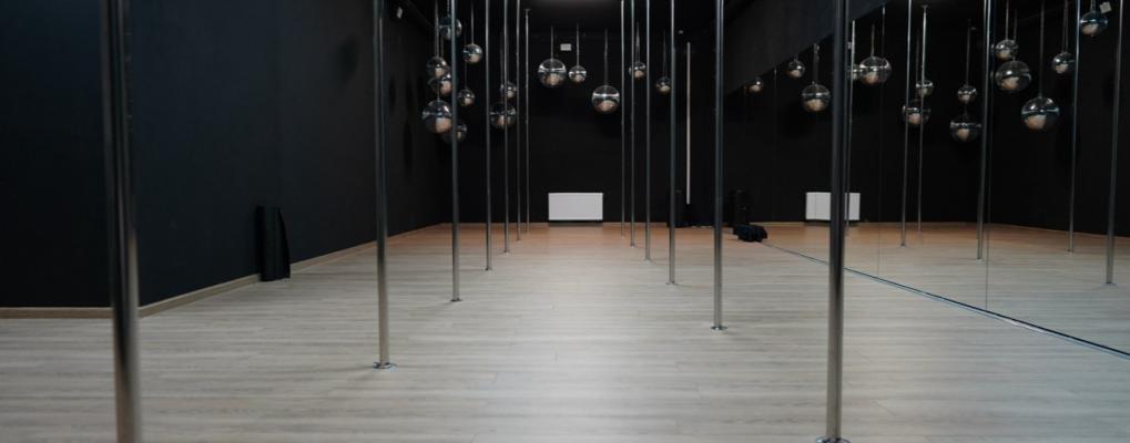 23 Dance studio