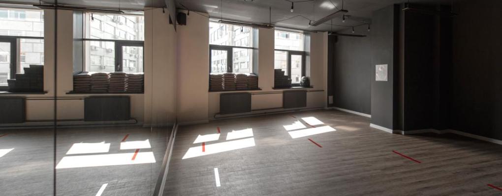 Hot Stretching Studio